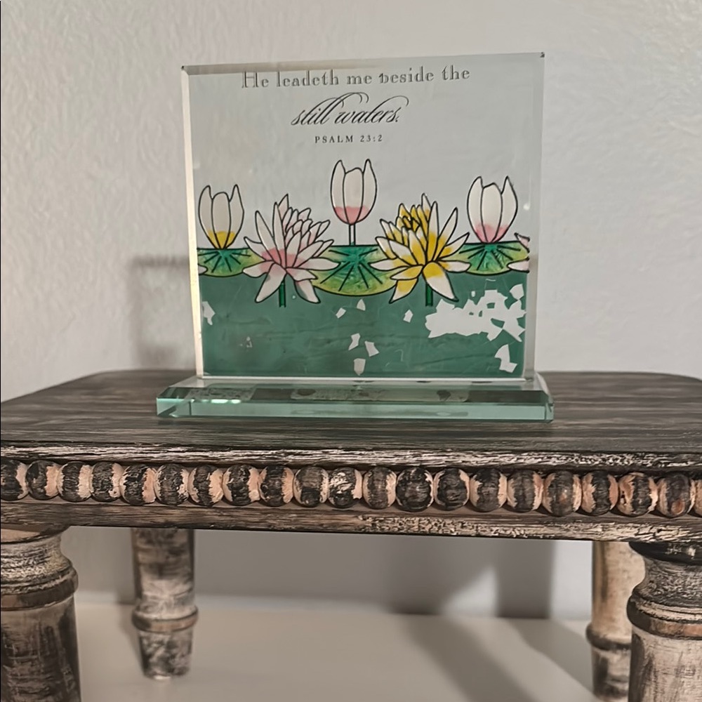 Psalm 23:2 Inspirational Glass Plaque with Floral Design